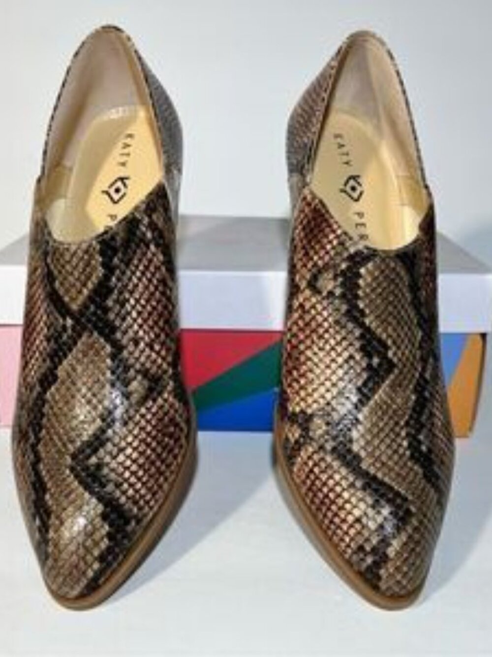 Katy Perry The Hope Shooties - Picture 6 of 8